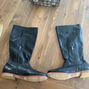 Black leather Frye boots, side zip